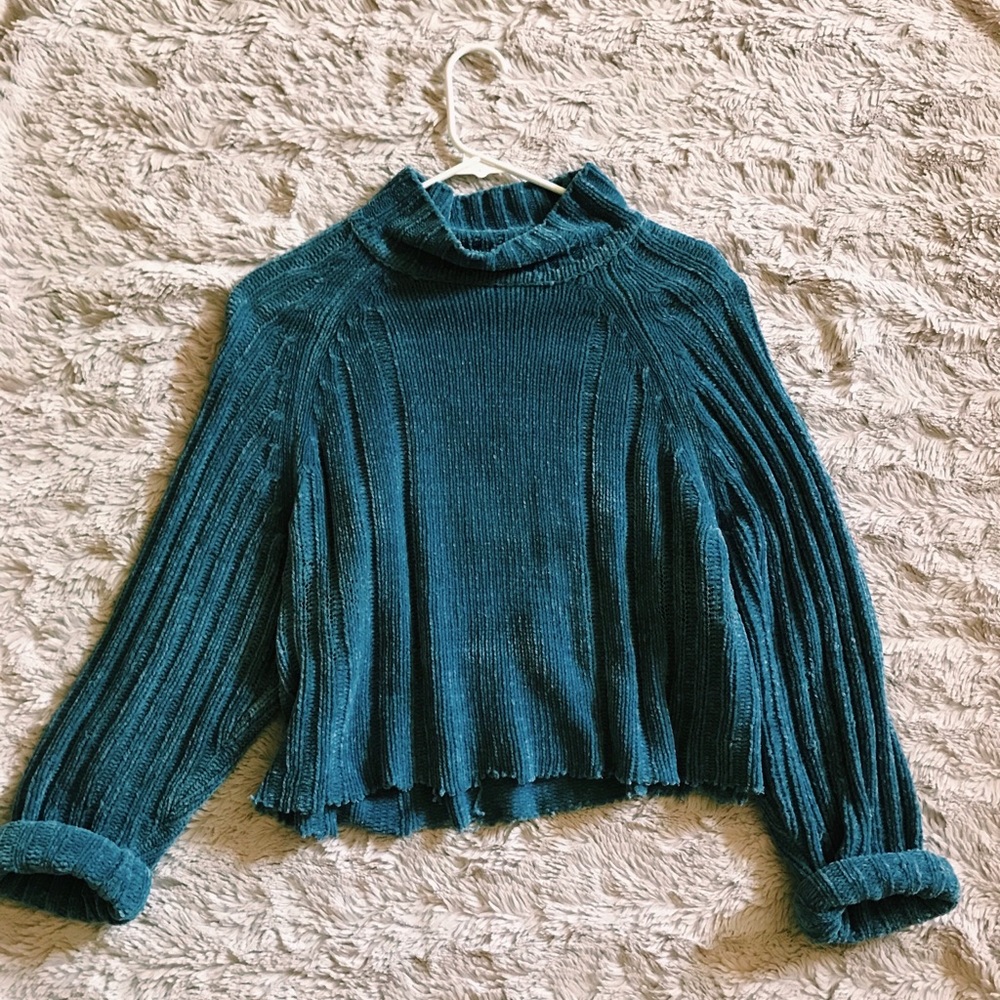 Sweater, cropped